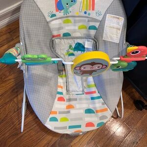 Baby bouncer